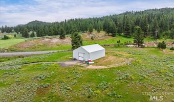 11 Stonebraker Ln, Cascade, ID 83611