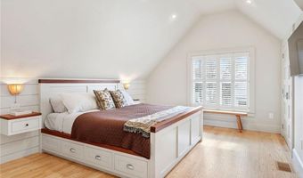 49 Third St, Newport, RI 02840