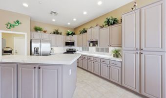 41630 N EMERALD LAKE Dr, Anthem, AZ 85086