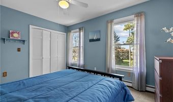 20 Morrison Ave, Middletown, RI 02840