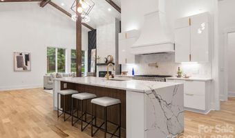 809 Crater St, Charlotte, NC 28205