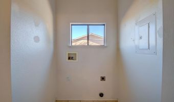 1723 VALLEY Rd SW, Albuquerque, NM 87105