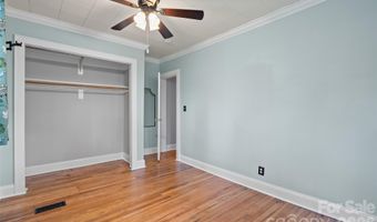 155 Michigan Ave, Asheville, NC 28806
