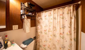 1801 Lee Center Rd, Amboy, IL 61310