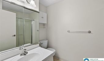 991 Village Round H, Allentown, PA 18106