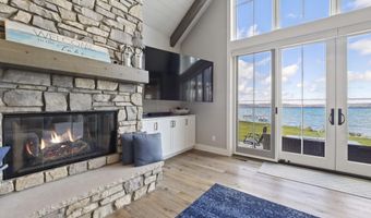 9214 Myrtle Ln, Alden, MI 49612