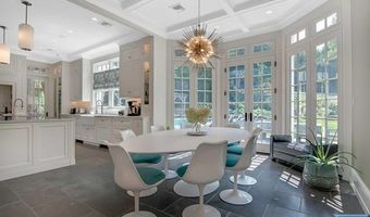 393 Anderson Ave, Alpine, NJ 07620