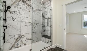 74 Lakeshore Dr, Ashburnham, MA 01430
