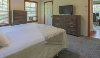 53 Lincolnville Ave, Belfast, ME 04915