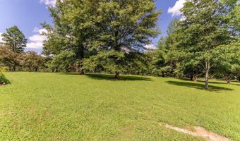 749 State Highway HH, Alton, MO 65606
