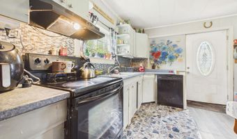 579 Sheridan Rd, Ashland, ME 04732