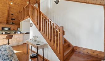 828 Shady Grv, Adkins, TX 78101