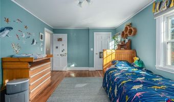 15 Wheeler Ave, Cranston, RI 02905