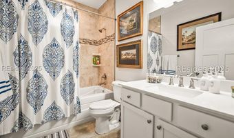 9 Bajala Dr E, Beaufort, SC 29907