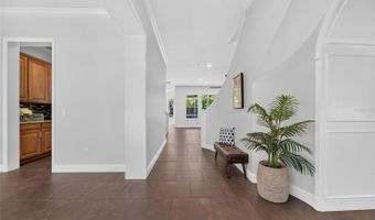 824 ISLEBAY Dr, Apollo Beach, FL 33572