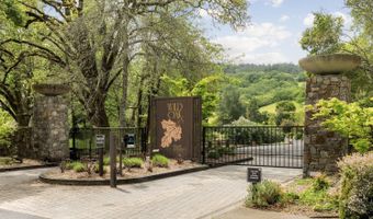 1355 White Oak Dr, Santa Rosa, CA 95409