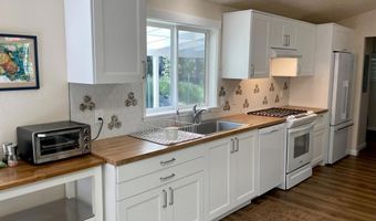 29331 Albion Ridge Rd, Albion, CA 95410