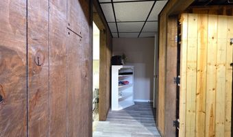 1000 W BROWNING St, Appleton, WI 54914