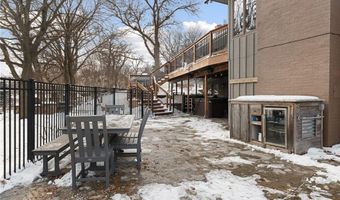 701 4th St SW, Austin, MN 55912