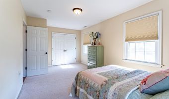 6712 HARRISON Ln, Alexandria, VA 22306