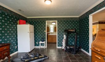 5937 Old Jackson Rd, Bells, TN 38006