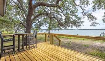 632 Mariner Cir, Alligator Point, FL 32346