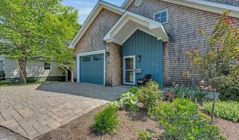 48 Ocean St, Belfast, ME 04915