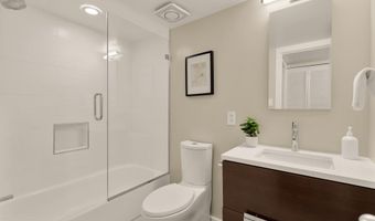 2114 N Street NW 32, Washington, DC 20037