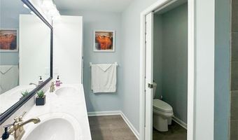 1391 Caspian St, Allentown, PA 18104