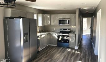 809 1st St E, Ahoskie, NC 27910