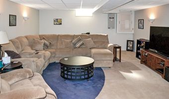 793 King Ridge Dr, Ashland, OH 44805