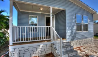 918 Laurel Cir, Barefoot Bay, FL 32976