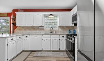 404 Galina St, Beebe, AR 72012
