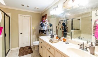 1528 Brookshire Dr, Benton, AR 72019