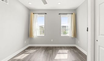 2504 N WATER St, Philadelphia, PA 19125