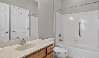 20 Valley Stream Pl, Barnegat, NJ 08005