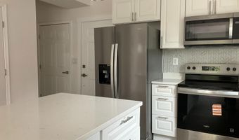 5318 GAY St NE, Washington, DC 20019