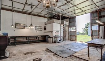 2598 County Road 9001, Amoret, MO 64722