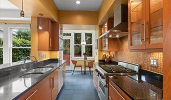 2816 27TH St NW, Washington, DC 20008