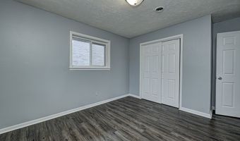 8465 Bluff Rd, Indianapolis, IN 46217