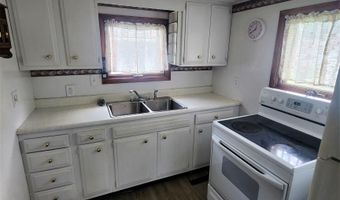 8 E Mcgregor St, Algona, IA 50511