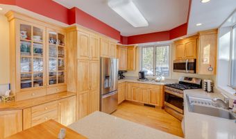 241 Windmill Rd, Campton, NH 03223
