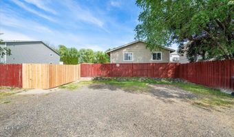 705 8th St, Benton City, WA 99320