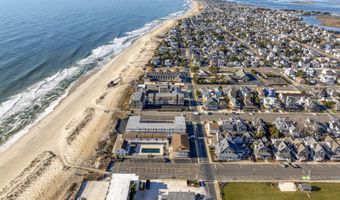 204 Atlantic Ave 202, Beach Haven, NJ 08008