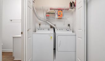 216 S WASHINGTON St, Baltimore, MD 21231