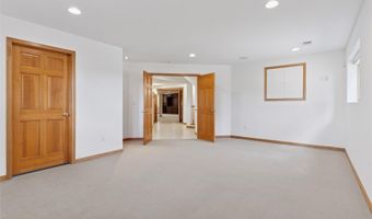 990 Utica Cir, Boulder, CO 80304