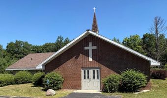 N15475 Downing Rd, Amberg, WI 54102