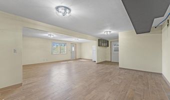 802 N Railroad St, Ainsworth, IA 52201