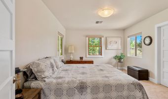 539 Keyes Ave, Angwin, CA 94508