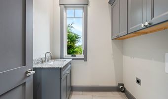 2485 BEACH LOOP Dr, Bandon, OR 97411